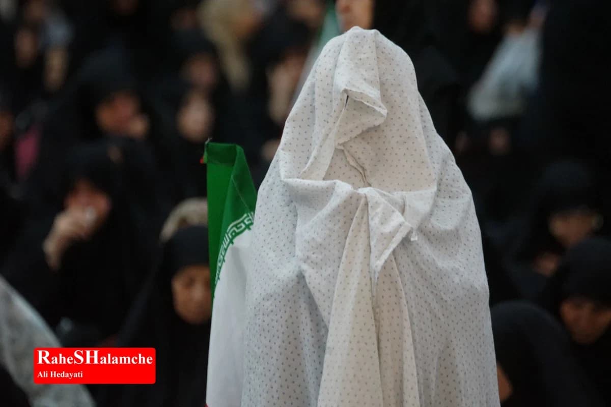 نماز جمعه این هفته تهران در حرم مطهر امام خمینی(ره) برگزار شد +تصاویر — تصویر 38