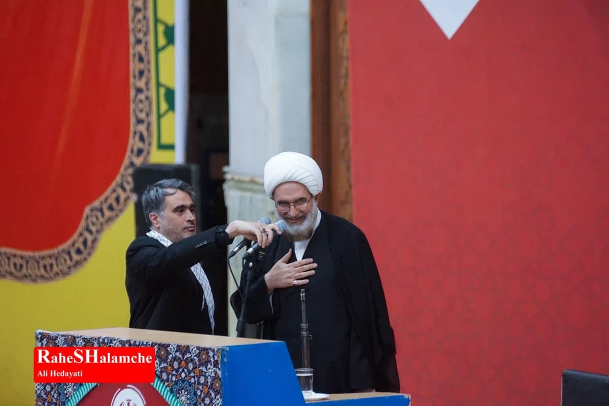 نماز جمعه این هفته تهران در حرم مطهر امام خمینی(ره) برگزار شد +تصاویر — تصویر 50