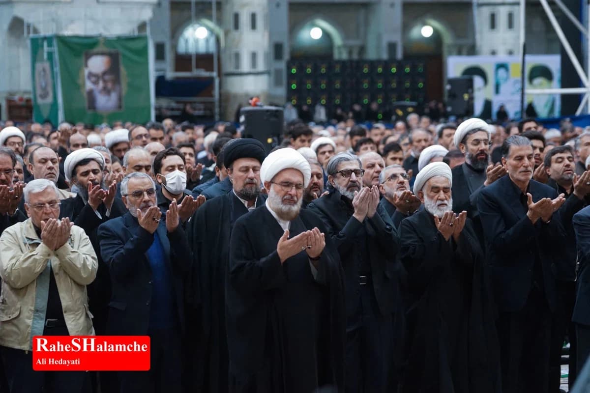 نماز جمعه این هفته تهران در حرم مطهر امام خمینی(ره) برگزار شد +تصاویر — تصویر 77