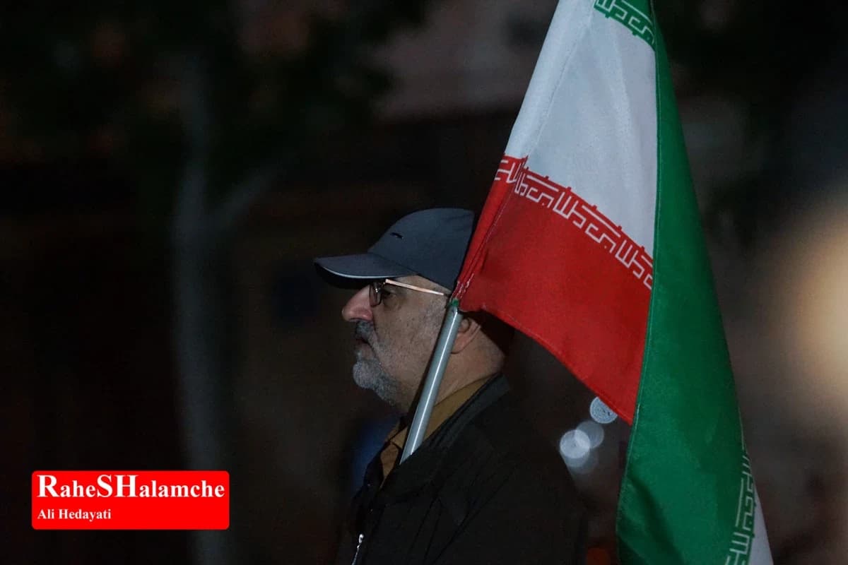 تجمع مردمی در میدان بهارستان با حضور جانبازان ورزشکار +تصاویر — تصویر 5