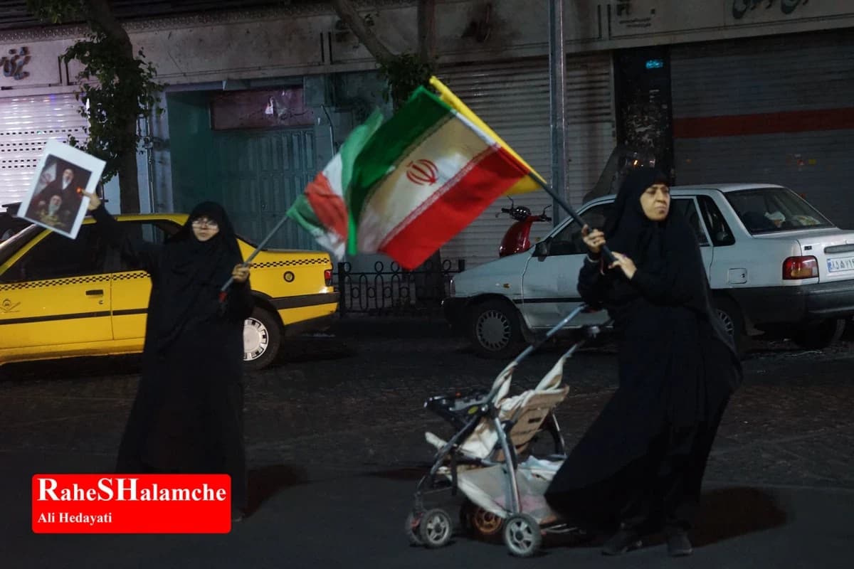 تجمع مردمی در میدان بهارستان با حضور جانبازان ورزشکار +تصاویر — تصویر 56
