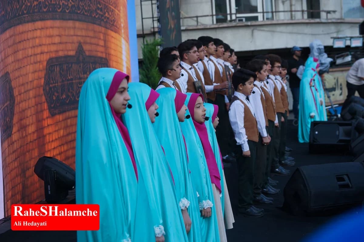 اجتماع بزرگ «ایران امام رضاییها» در تهران+ تصاویر — تصویر 16