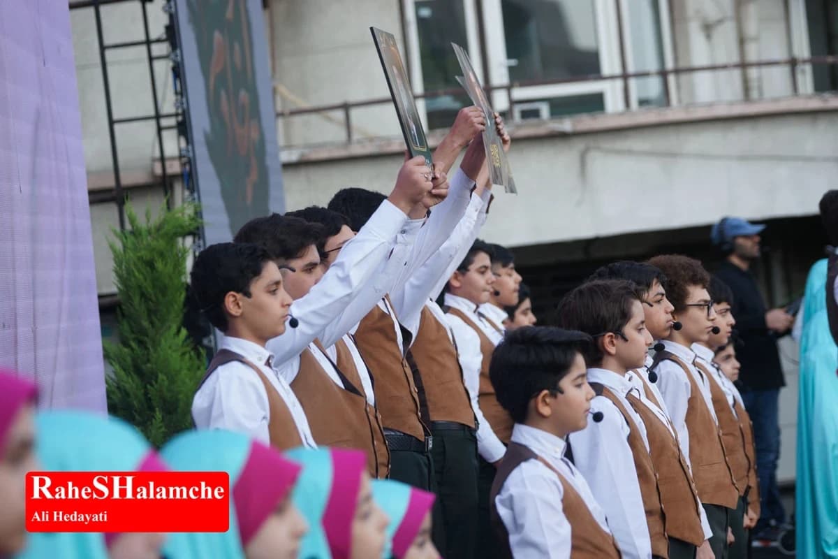 اجتماع بزرگ «ایران امام رضاییها» در تهران+ تصاویر — تصویر 19