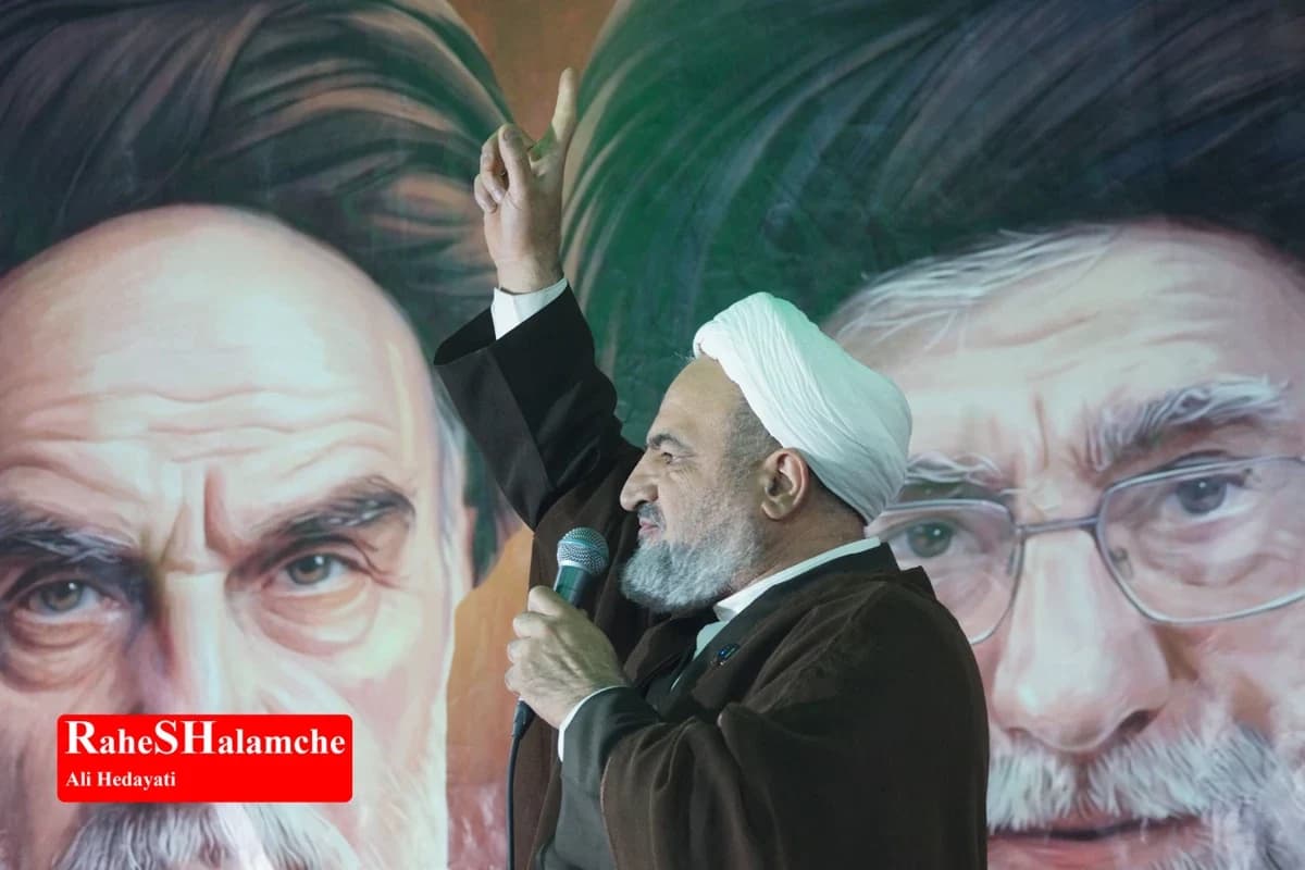اجتماع حماسی مردم در میدان بازار دوم نازی آباد تهران +تصاویر — تصویر 54