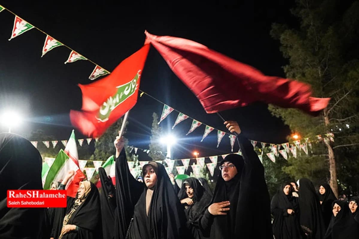 نمایش ایستادگی مردم خاورشهر در شصتوپنجمین شب حماسه +تصاویر — تصویر 15