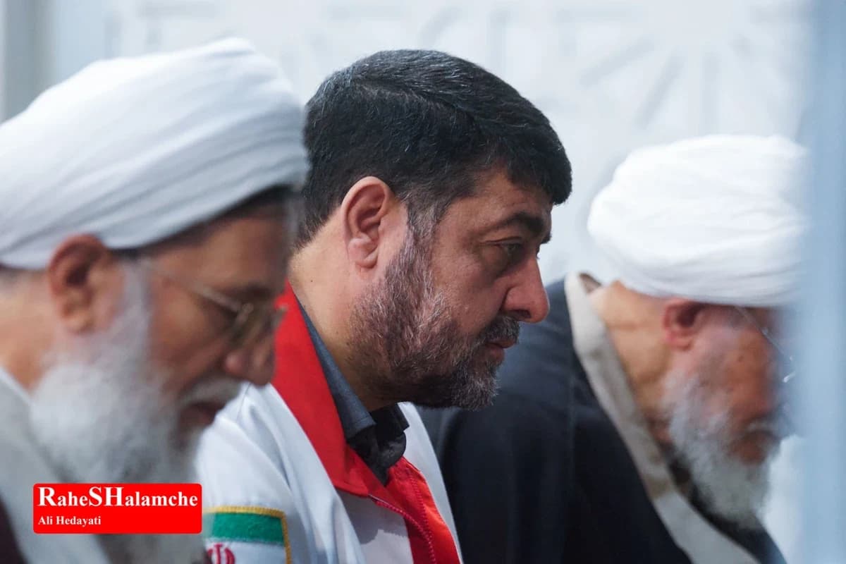 گزارش تصویری نماز جمعه تهران در روز هلال احمر — تصویر 36