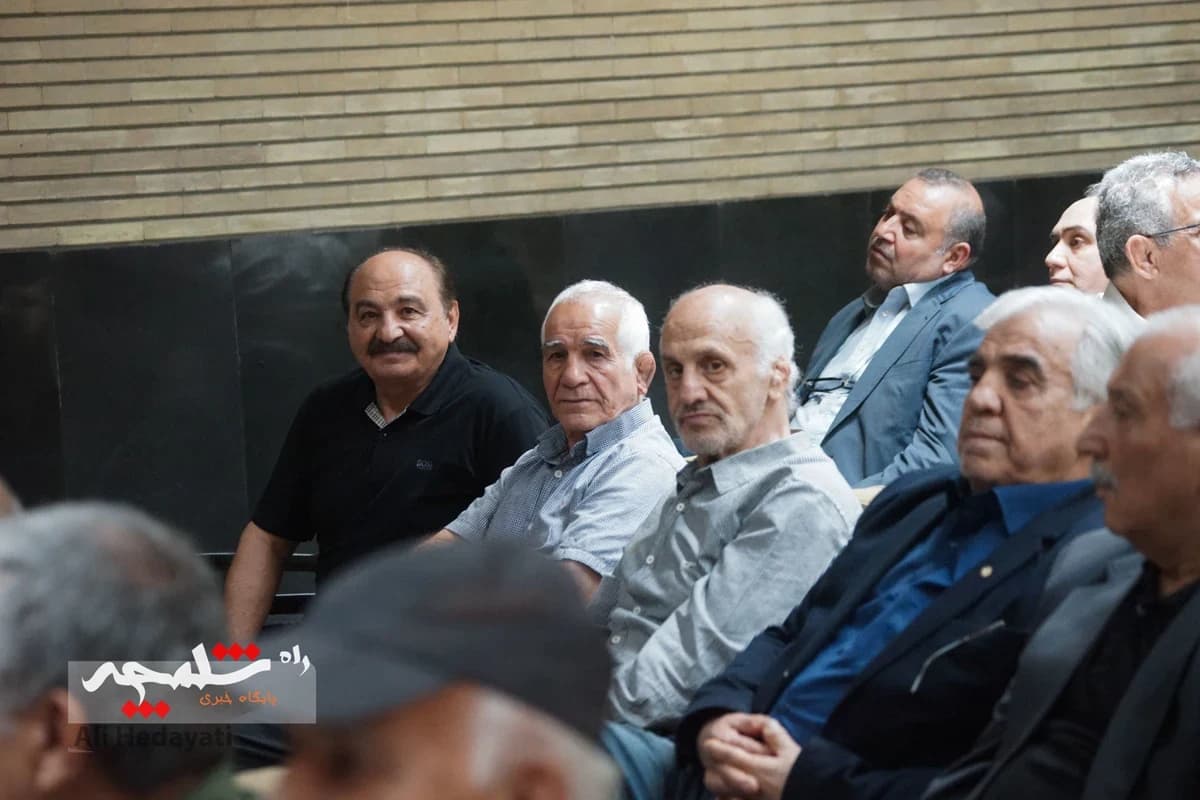 بزرگان قدیمی کشتی ایران در سوگ «آقاعبدالله موحد» +تصاویر — تصویر 17