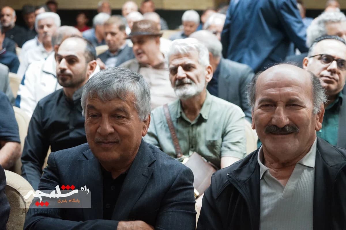 بزرگان قدیمی کشتی ایران در سوگ «آقاعبدالله موحد» +تصاویر — تصویر 16