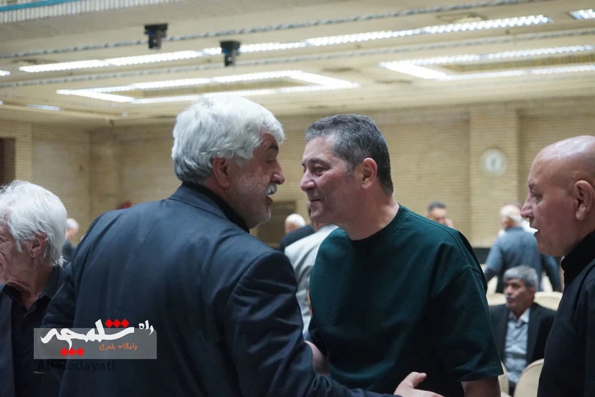 بزرگان قدیمی کشتی ایران در سوگ «آقاعبدالله موحد» +تصاویر — تصویر 19