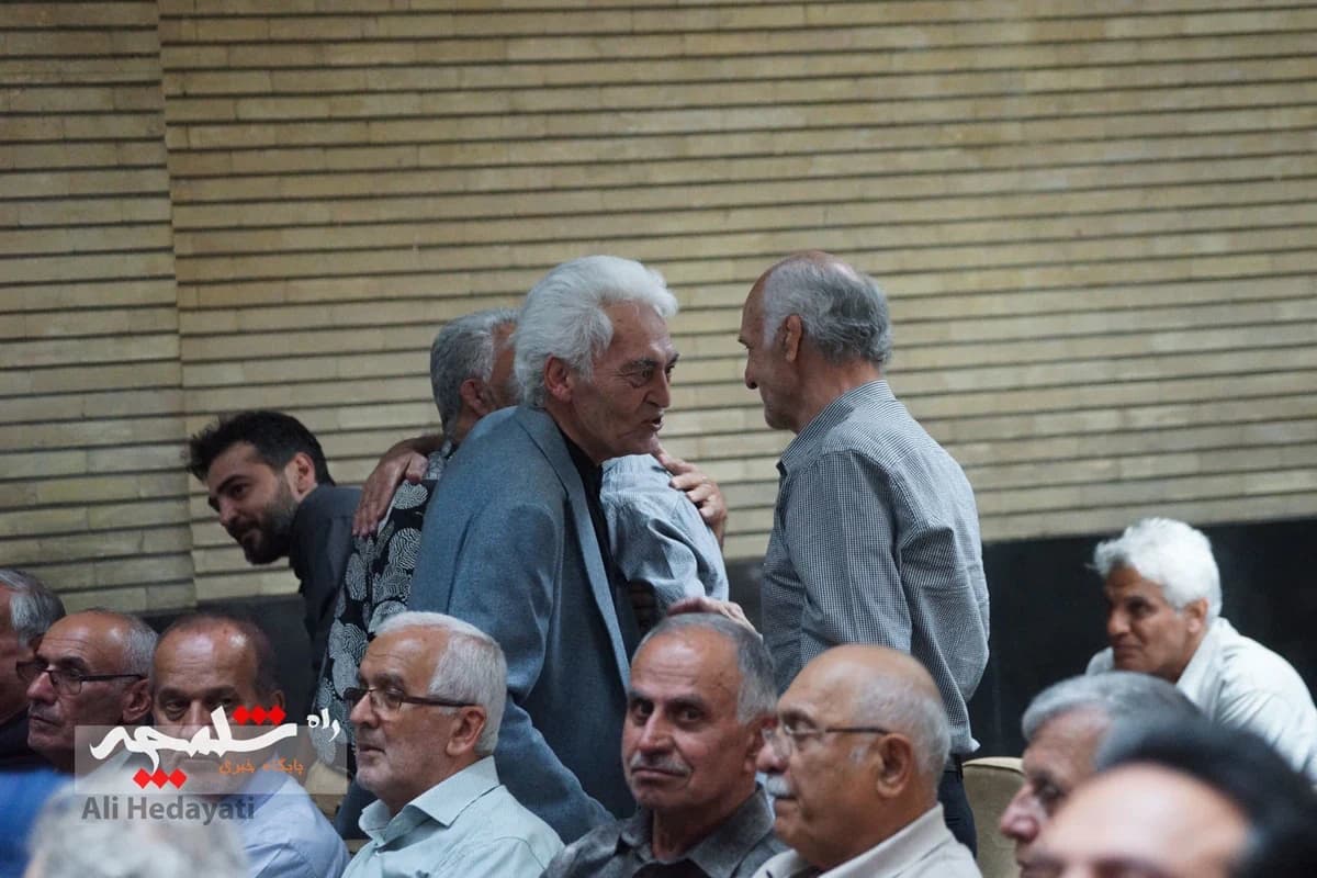 بزرگان قدیمی کشتی ایران در سوگ «آقاعبدالله موحد» +تصاویر — تصویر 40