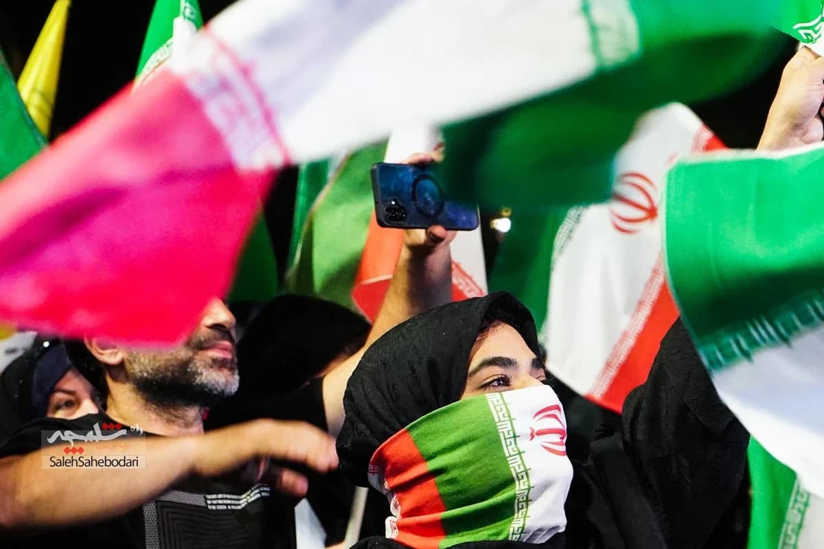 هفتادوسومین شب حماسه در میدان هفت تیر +تصاویر — تصویر 8