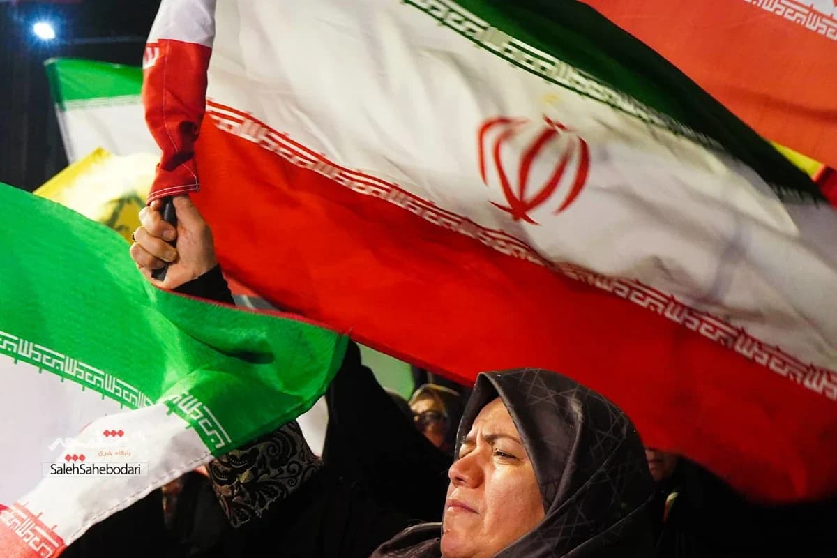 هفتادوسومین شب حماسه در میدان هفت تیر +تصاویر — تصویر 11