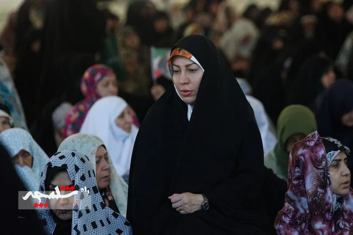 نماز عید قربان در دانشگاه تهران برگزار شد +تصاویر — تصویر 4