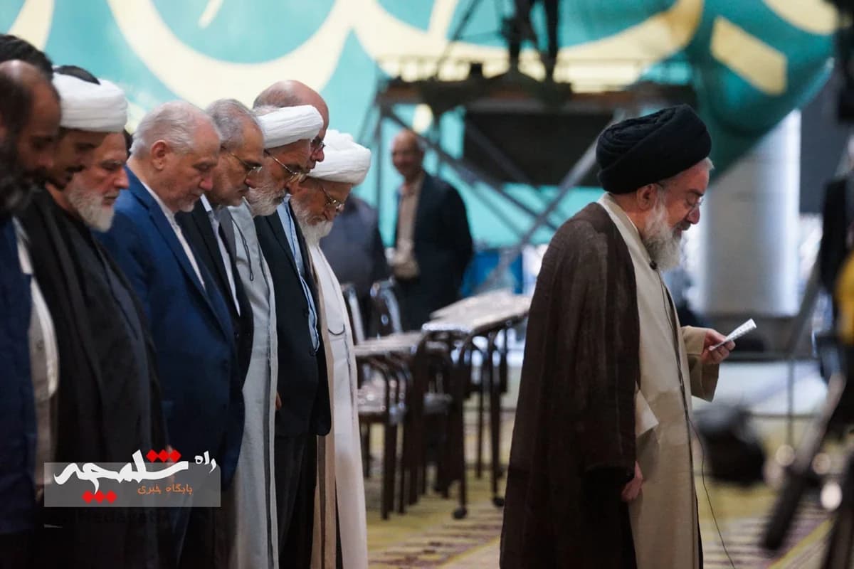 نماز عید قربان در دانشگاه تهران برگزار شد +تصاویر — تصویر 13