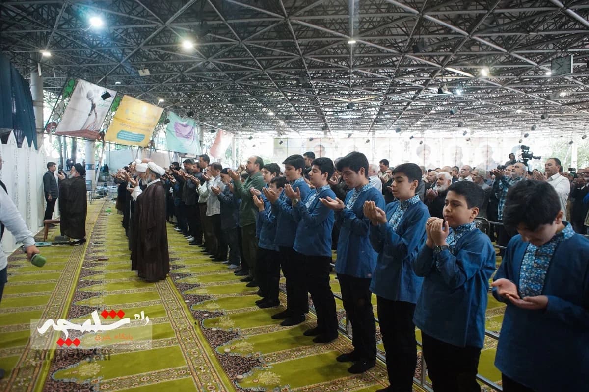 نماز عید قربان در دانشگاه تهران برگزار شد +تصاویر — تصویر 34