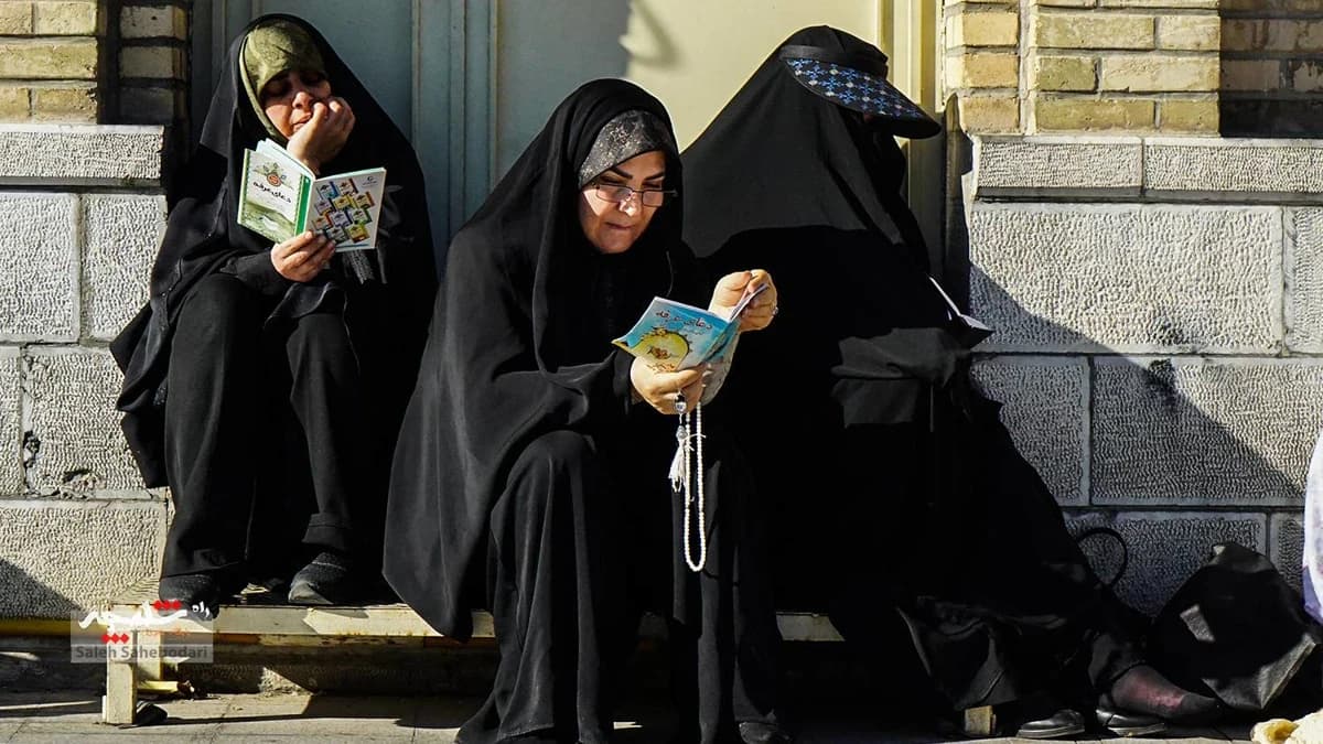 طنین دعای عرفه در حرم شاه عبدالعظیم حسنی(ع) +تصاویر — تصویر 19