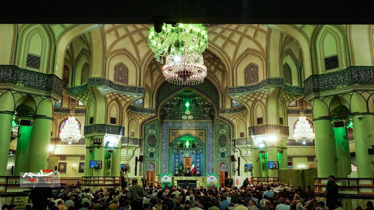 طنین دعای عرفه در حرم شاه عبدالعظیم حسنی(ع) +تصاویر — تصویر 2