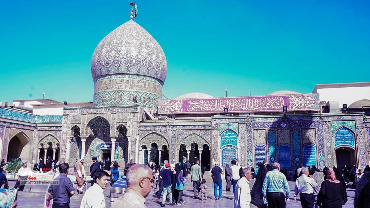 طنین دعای عرفه در حرم شاه عبدالعظیم حسنی(ع) +تصاویر — تصویر 1