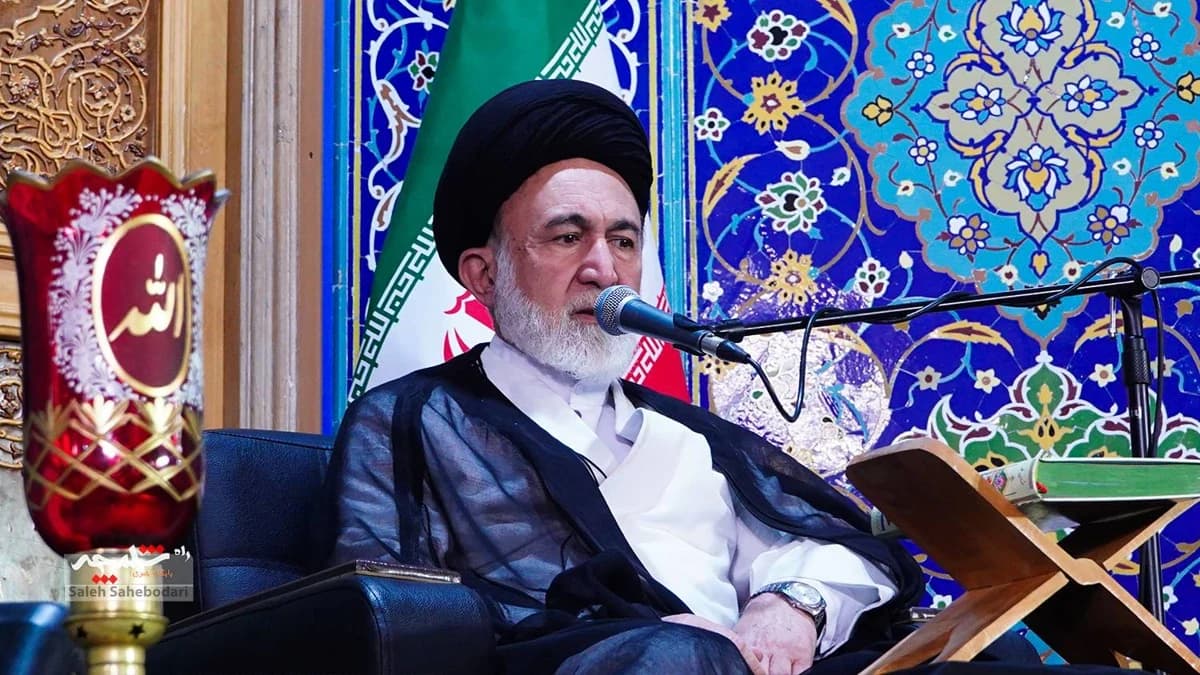 طنین دعای عرفه در حرم شاه عبدالعظیم حسنی(ع) +تصاویر — تصویر 8