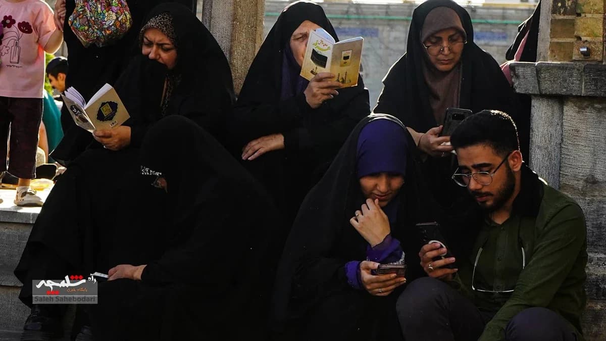 طنین دعای عرفه در حرم شاه عبدالعظیم حسنی(ع) +تصاویر — تصویر 28