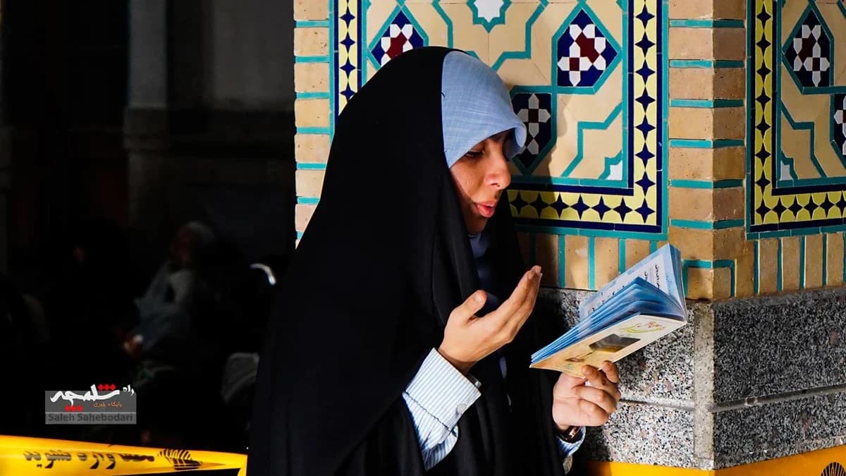 طنین دعای عرفه در حرم شاه عبدالعظیم حسنی(ع) +تصاویر — تصویر 37