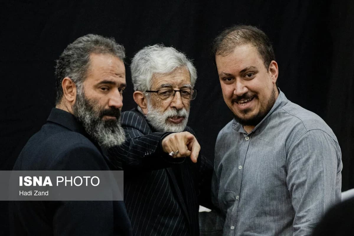 مراسم یادبود شهدای خانواده رهبر انقلاب در حرم عبدالعظیم(ع) +تصاویر — تصویر 9