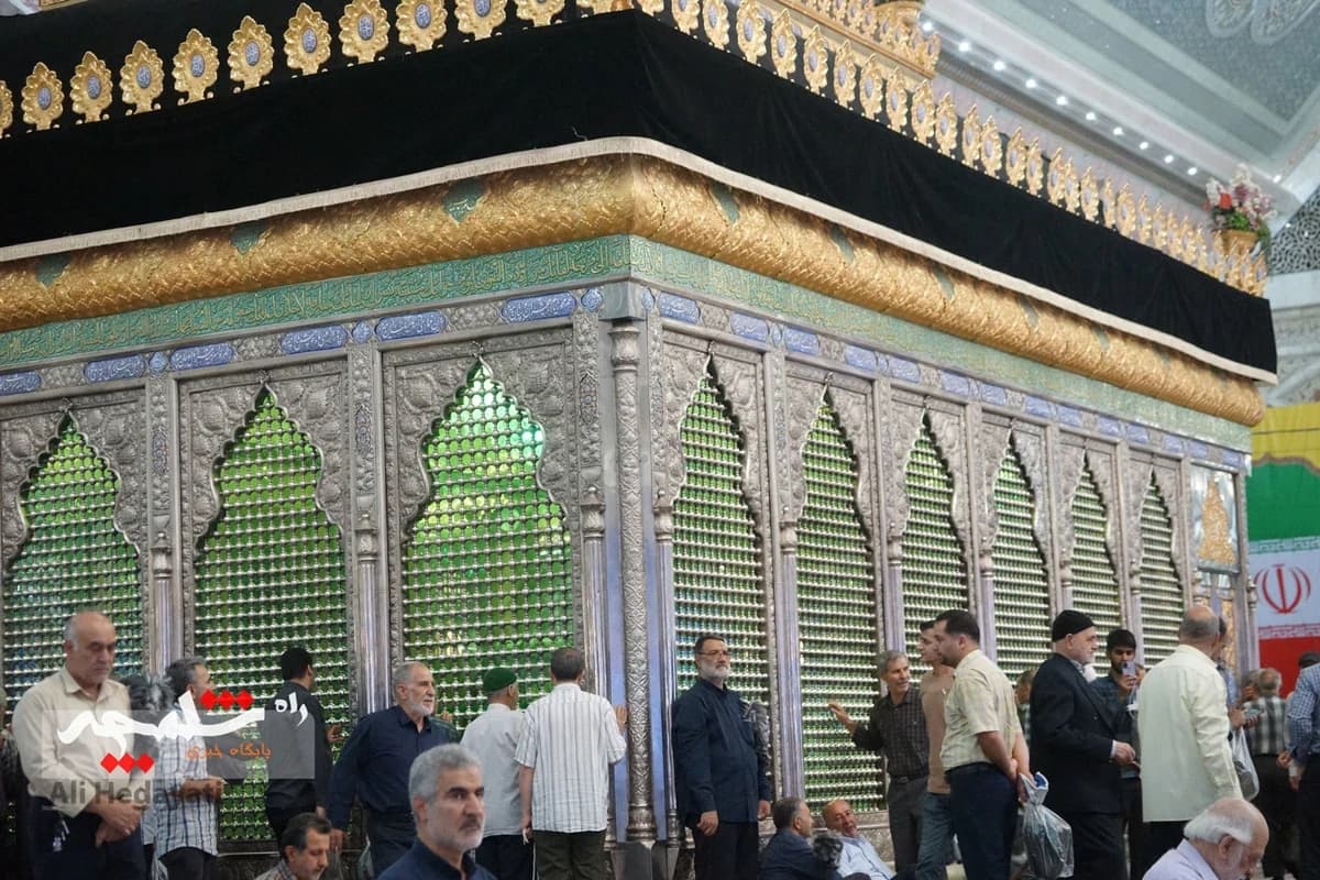 نماز جمعه این هفته تهران در حرم امام خمینی(ره) برگزار شد +تصاویر — تصویر 5