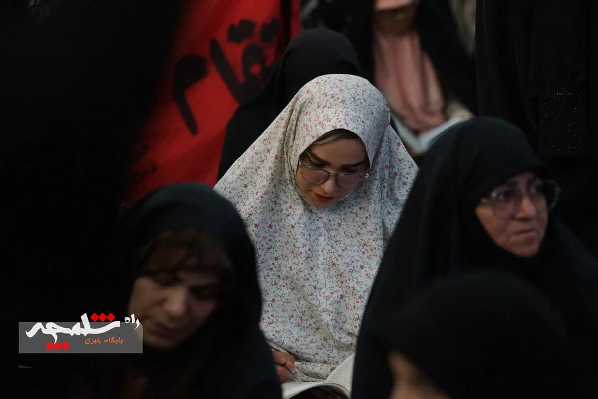 نماز جمعه این هفته تهران در حرم امام خمینی(ره) برگزار شد +تصاویر — تصویر 18