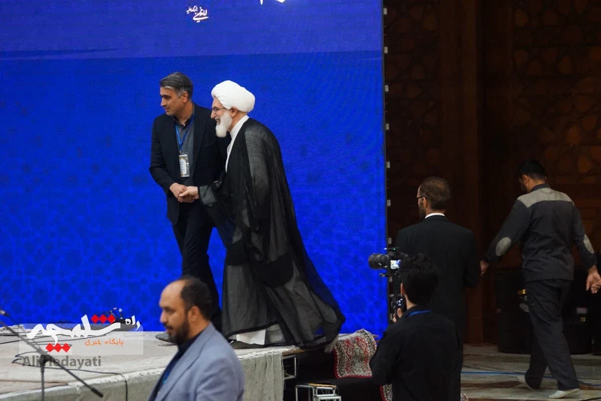 نماز جمعه این هفته تهران در حرم امام خمینی(ره) برگزار شد +تصاویر — تصویر 25