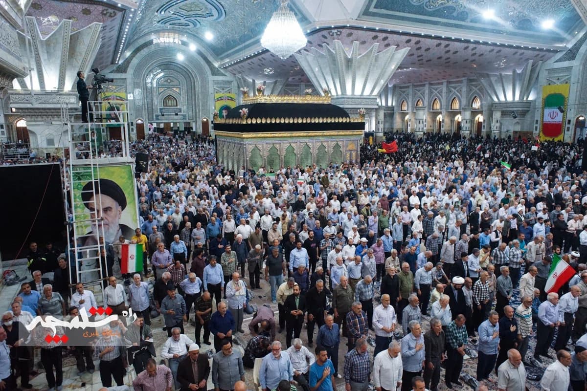 نماز جمعه این هفته تهران در حرم امام خمینی(ره) برگزار شد +تصاویر — تصویر 53