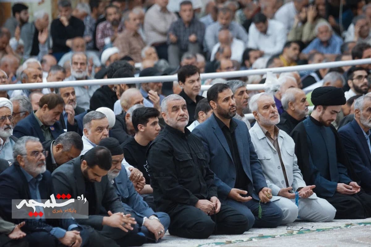 نماز جمعه این هفته تهران در حرم امام خمینی(ره) برگزار شد +تصاویر — تصویر 61