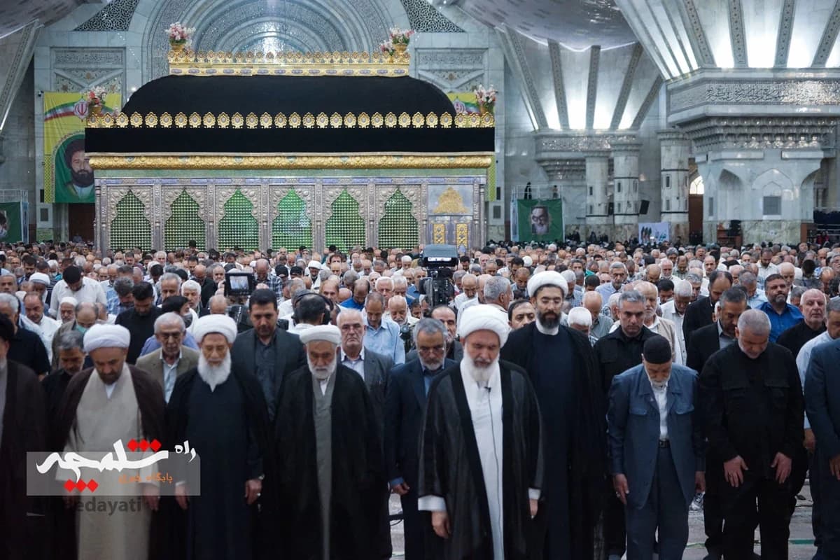 نماز جمعه این هفته تهران در حرم امام خمینی(ره) برگزار شد +تصاویر — تصویر 65