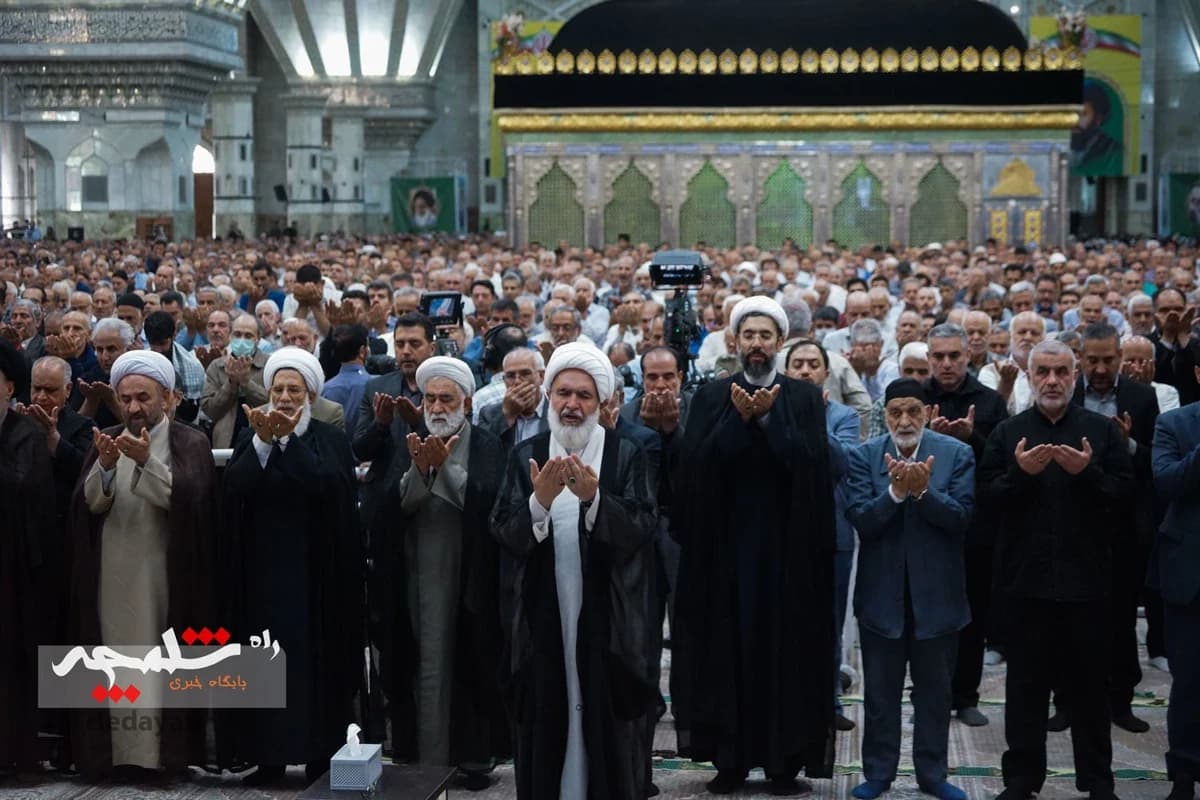 نماز جمعه این هفته تهران در حرم امام خمینی(ره) برگزار شد +تصاویر — تصویر 71
