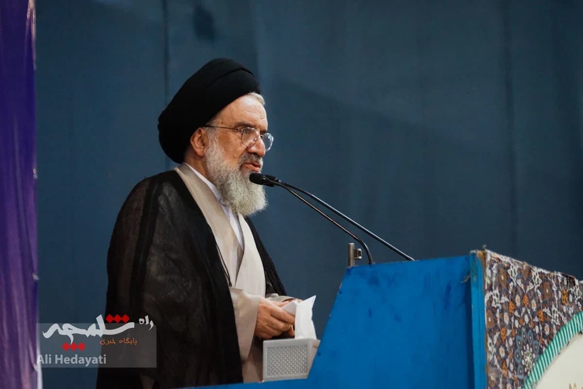 نماز جمعه تهران برگزار شد +تصاویر — تصویر 14
