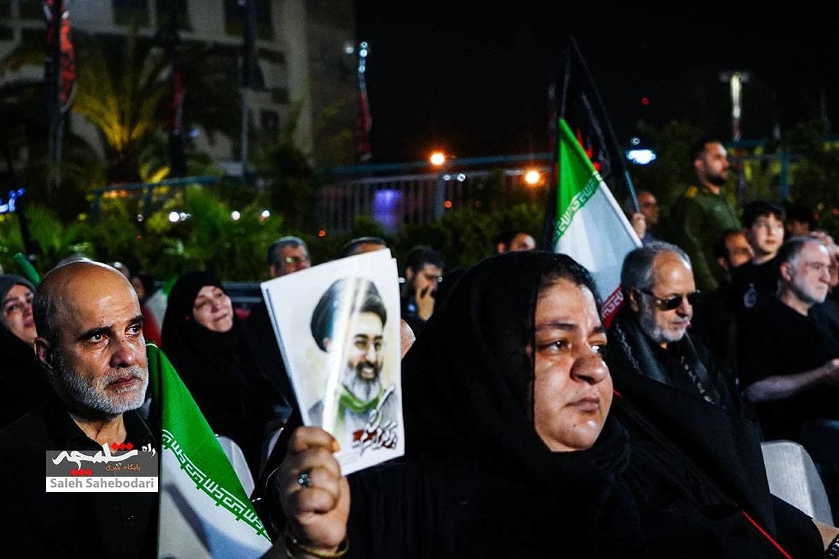صد و بیستمین حماسه و اقتدار مردمی در میدان ولیعصر(عج) تهران +تصاویر — تصویر 12