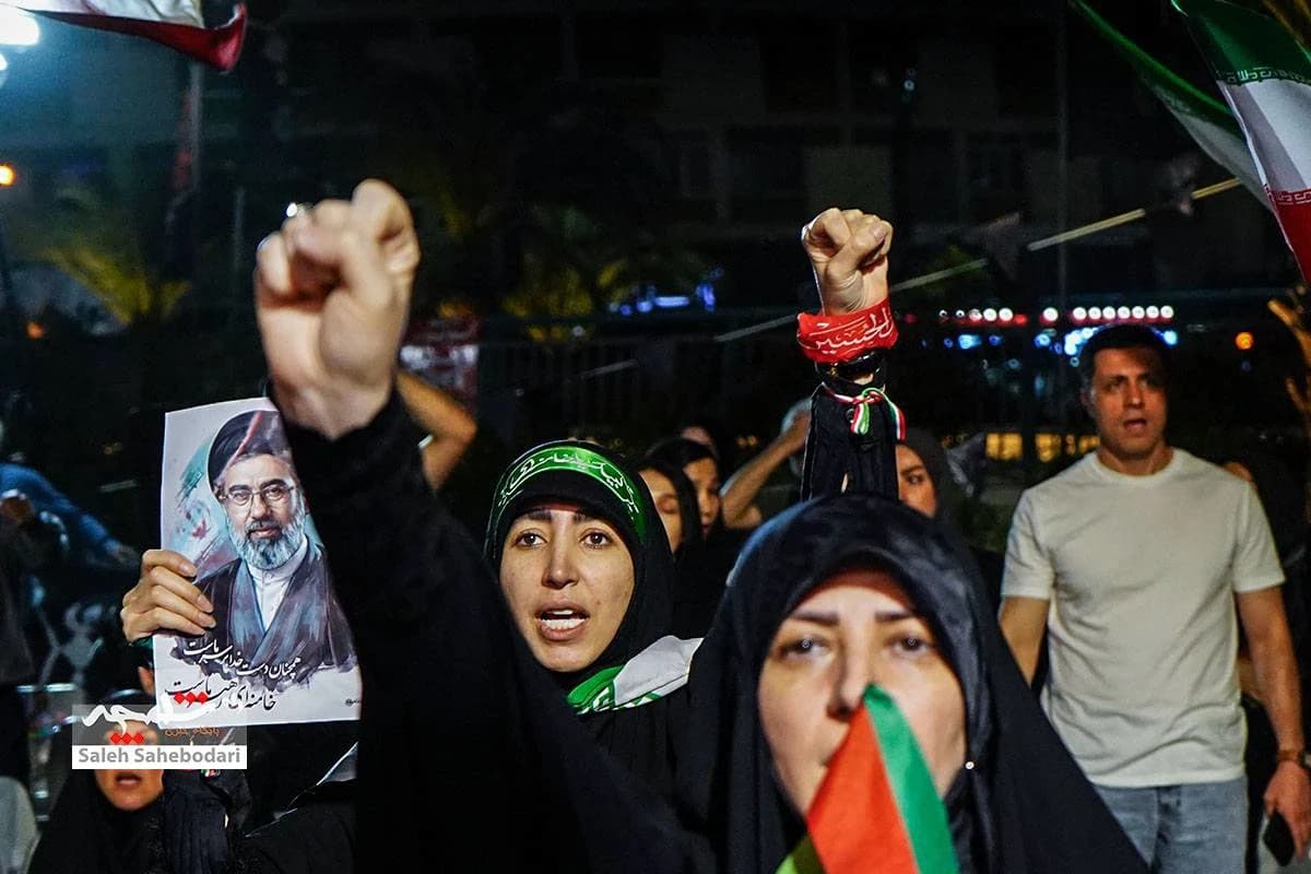 صد و بیستمین حماسه و اقتدار مردمی در میدان ولیعصر(عج) تهران +تصاویر — تصویر 18