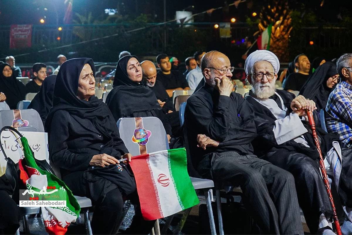 صد و بیستمین حماسه و اقتدار مردمی در میدان ولیعصر(عج) تهران +تصاویر — تصویر 31