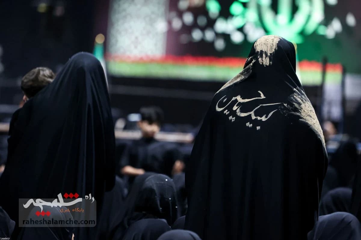 آخرین دیدار خانوادههای معظم شهدا با رهبر شهید انقلاب +تصاویر — تصویر 21