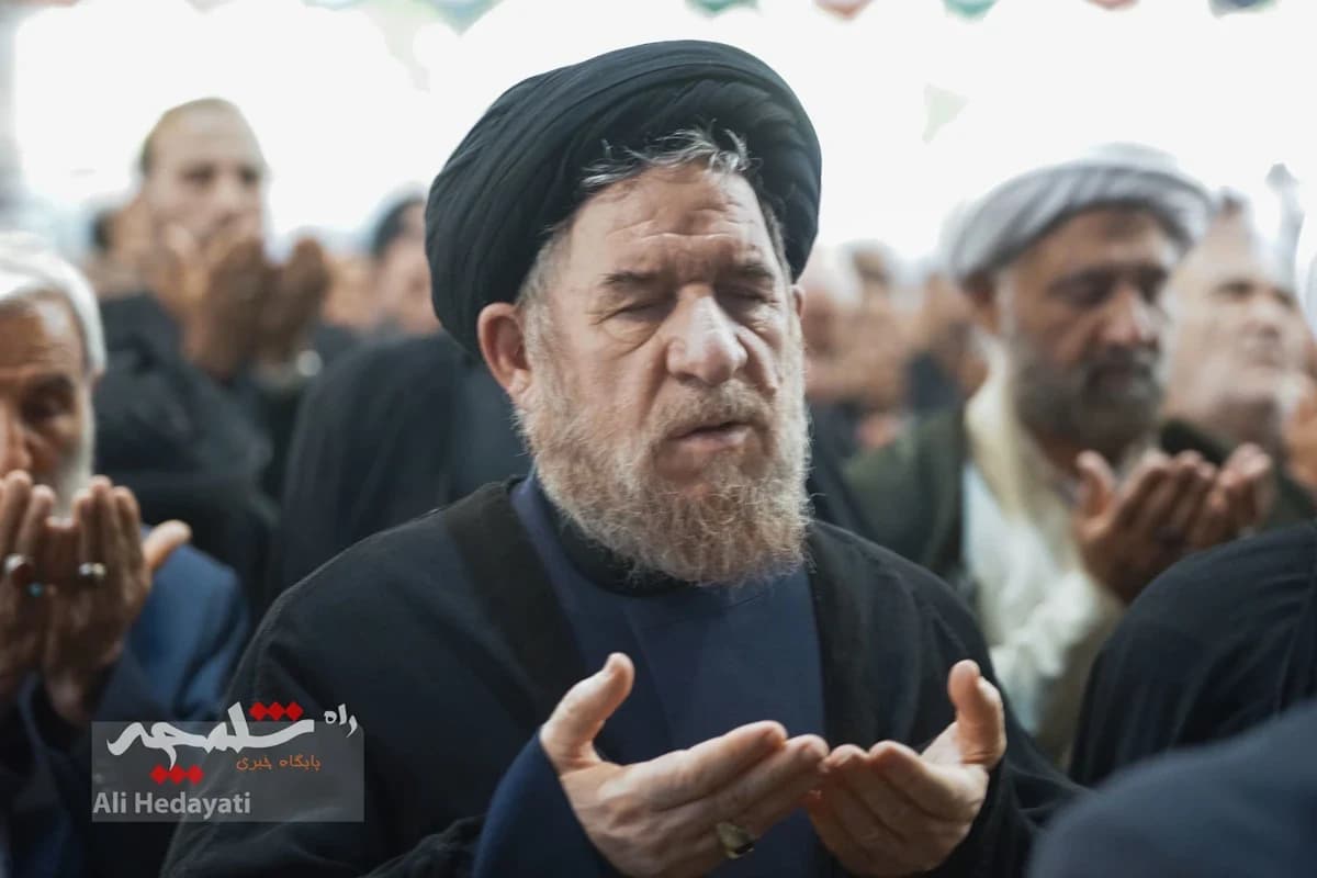 نماز جمعه تهران در آستانه وداع با آقای شهید ایران +تصاویر — تصویر 2