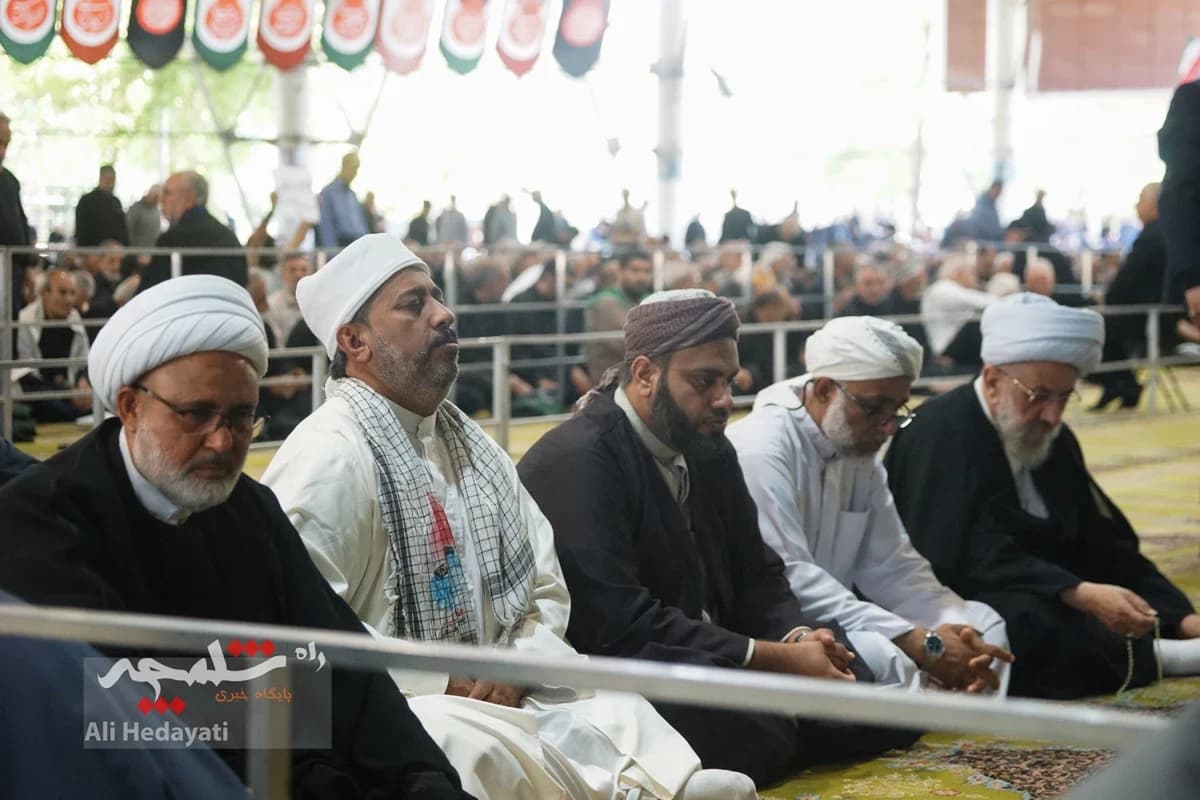 نماز جمعه تهران در آستانه وداع با آقای شهید ایران +تصاویر — تصویر 9