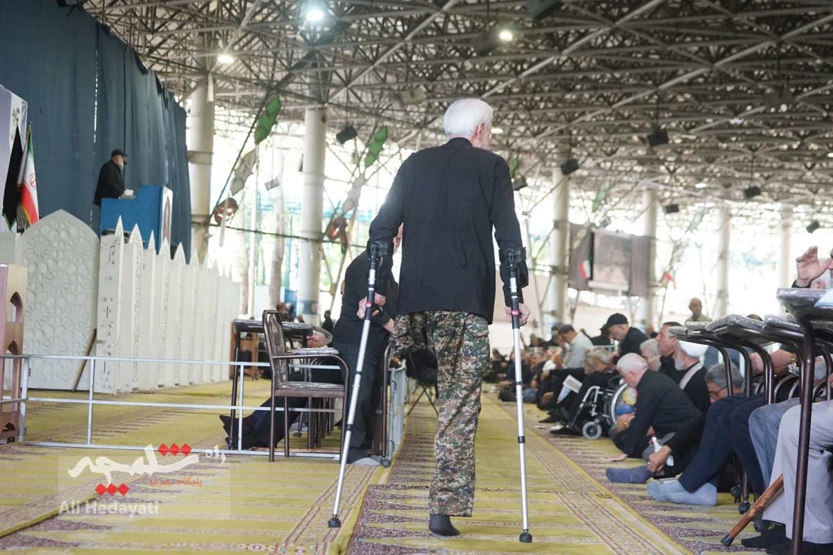 نماز جمعه تهران در آستانه وداع با آقای شهید ایران +تصاویر — تصویر 13