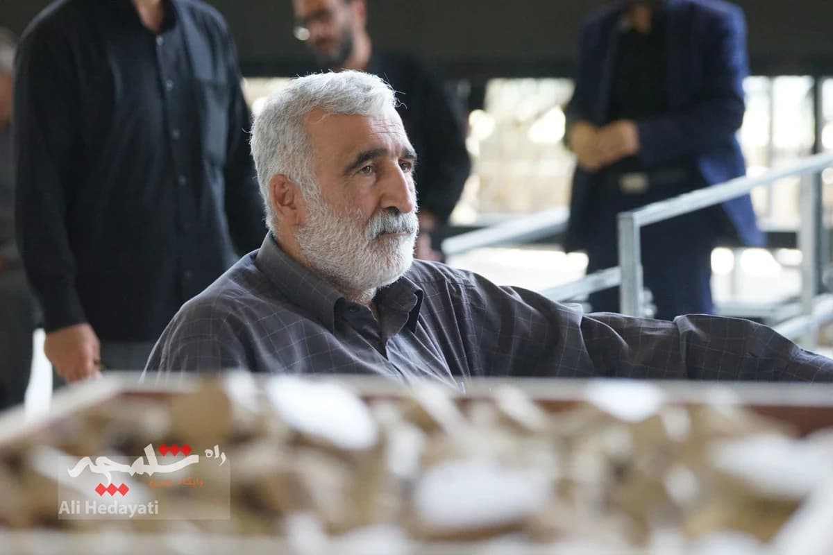 نماز جمعه تهران در آستانه وداع با آقای شهید ایران +تصاویر — تصویر 24