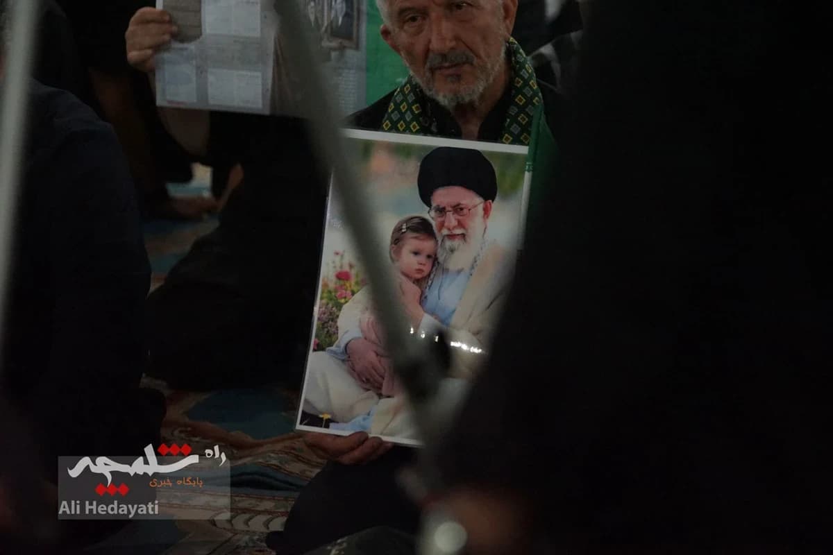 نماز جمعه تهران در آستانه وداع با آقای شهید ایران +تصاویر — تصویر 31