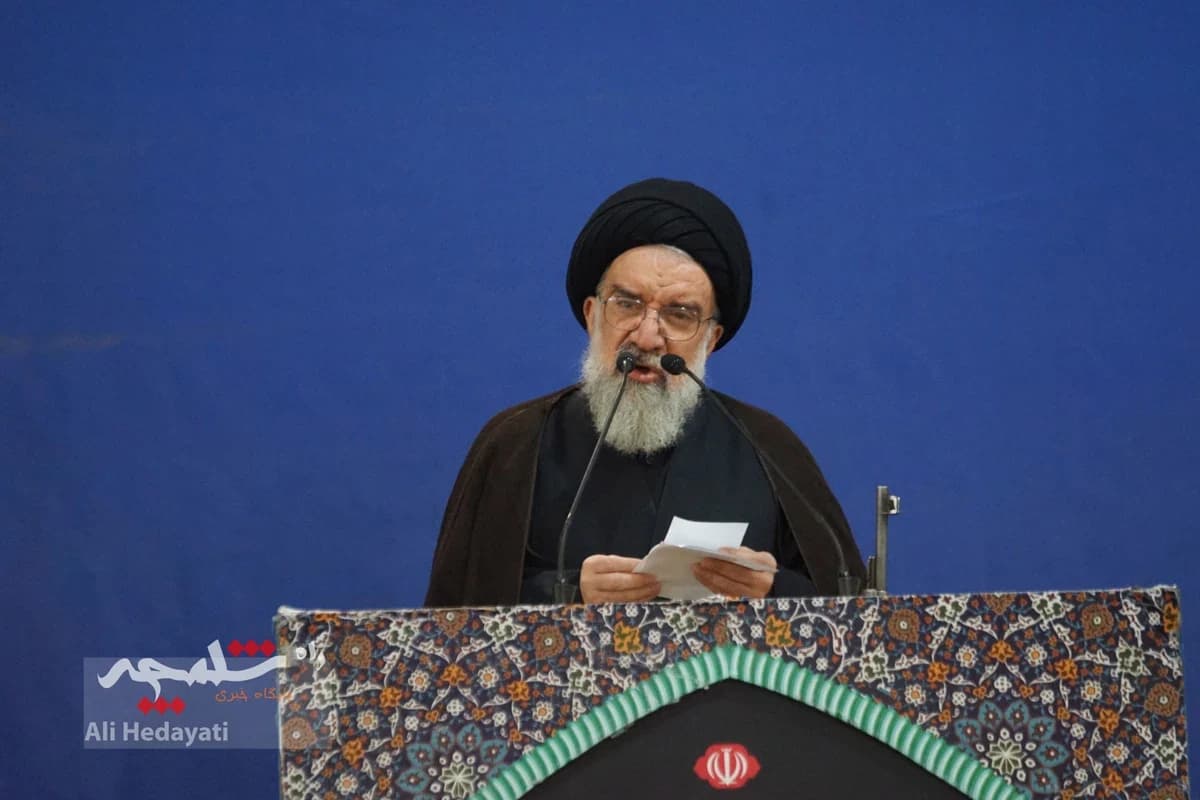 نماز جمعه تهران در آستانه وداع با آقای شهید ایران +تصاویر — تصویر 33