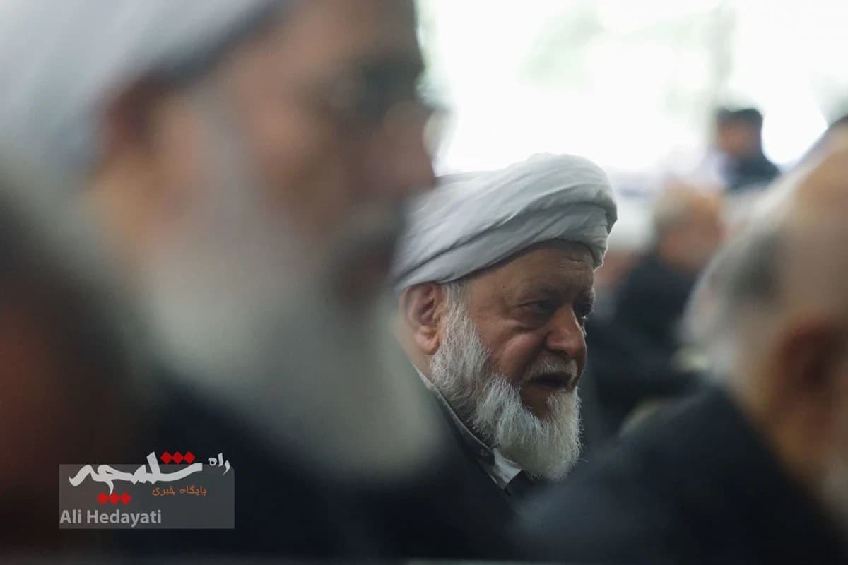 نماز جمعه تهران در آستانه وداع با آقای شهید ایران +تصاویر — تصویر 37