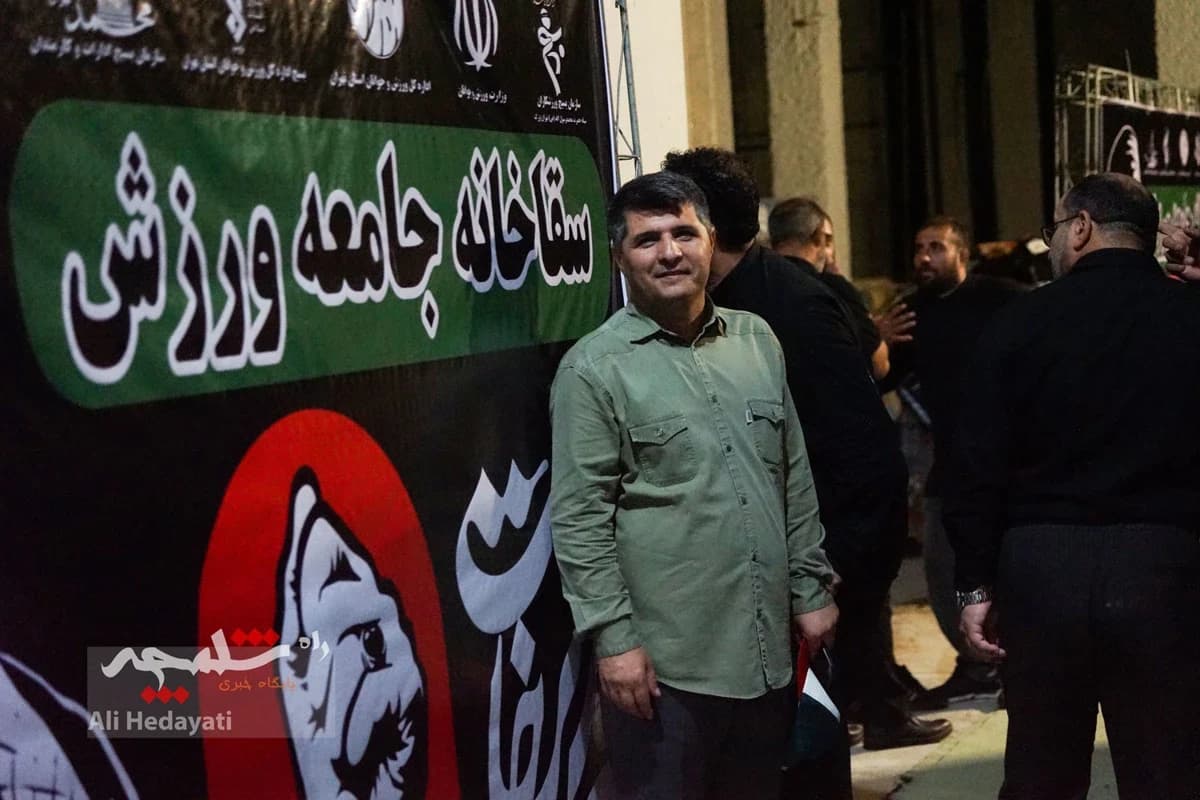 مصلی تهران، قلب تپنده ایران در سوگ رهبر شهید +تصاویر — تصویر 19