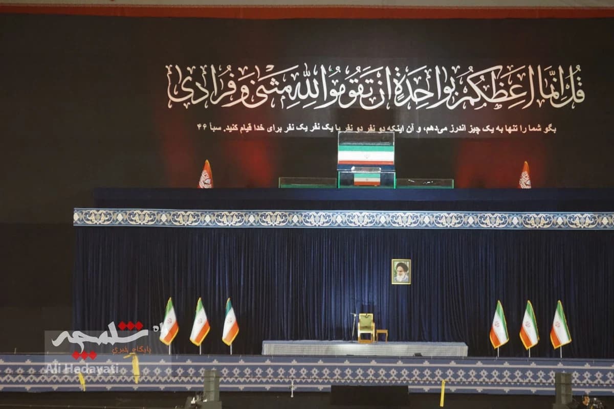 مصلی تهران، قلب تپنده ایران در سوگ رهبر شهید +تصاویر — تصویر 51