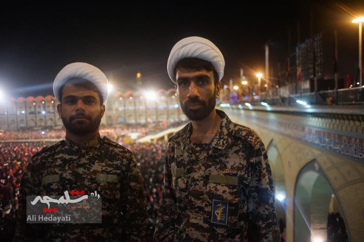 مصلی تهران، قلب تپنده ایران در سوگ رهبر شهید +تصاویر — تصویر 56