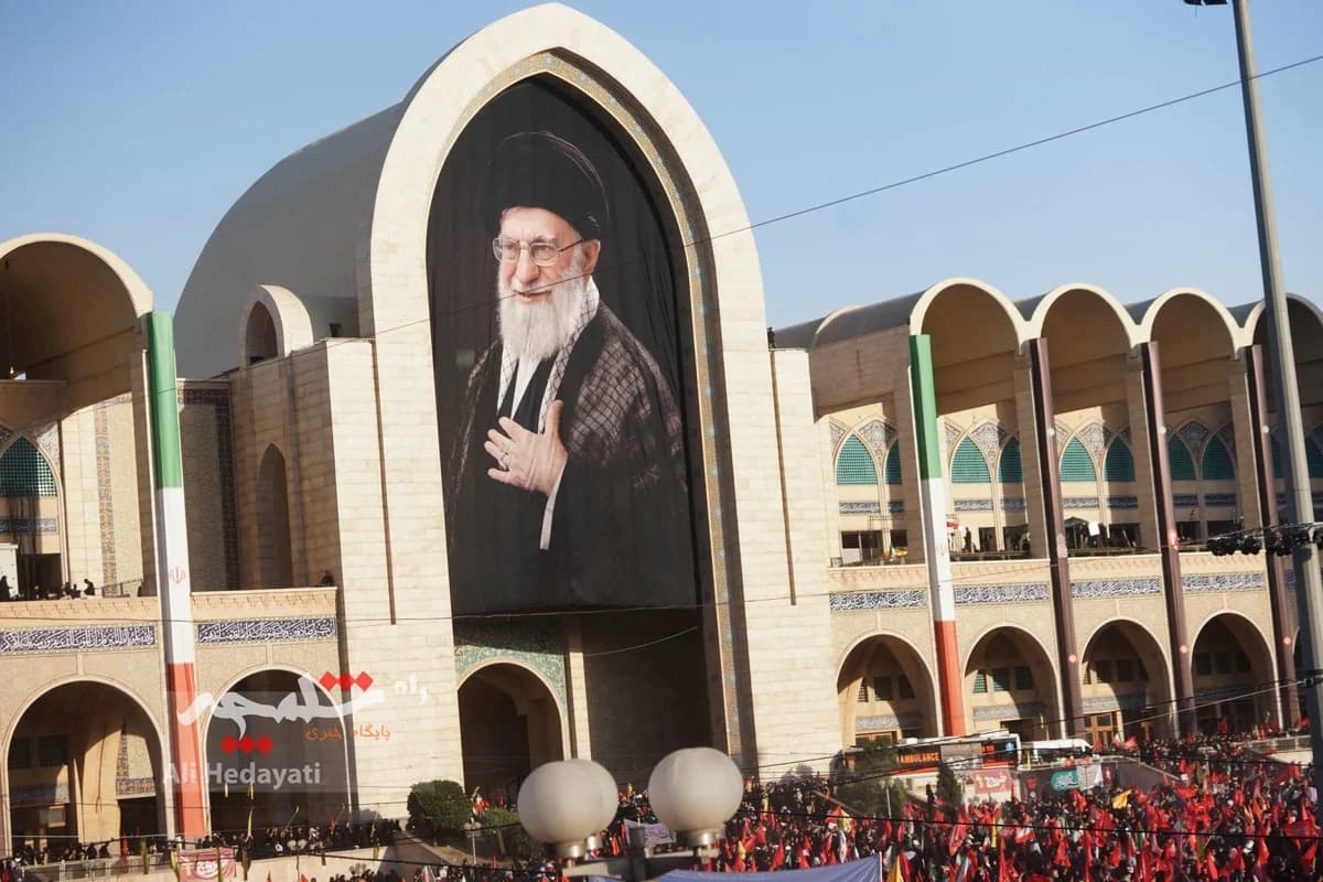 پایان وداع با شکوه با آقای شهید ایران +تصاویر — تصویر 12
