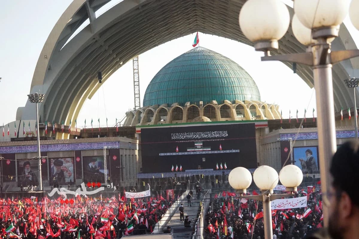 پایان وداع با شکوه با آقای شهید ایران +تصاویر — تصویر 14